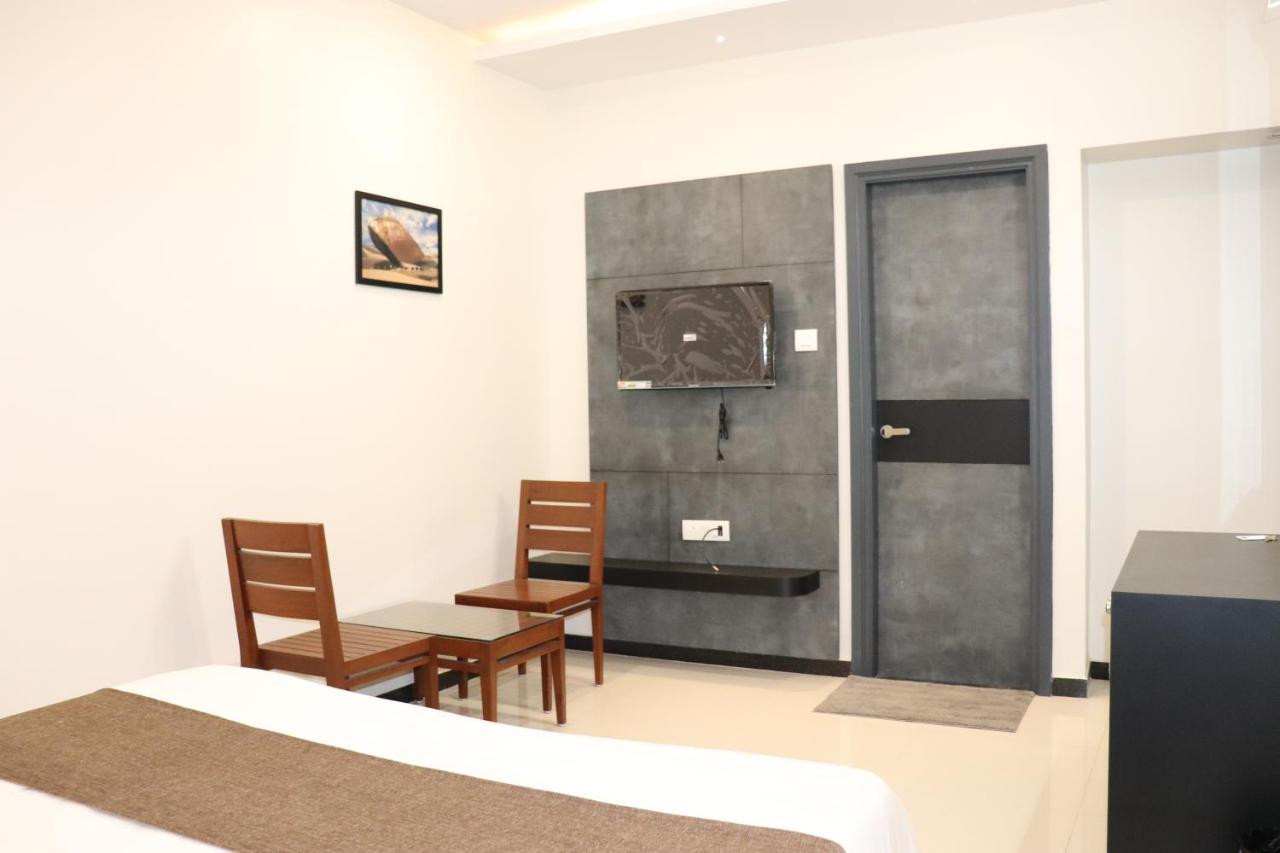 Hotel City Point Phalodi  Extérieur photo